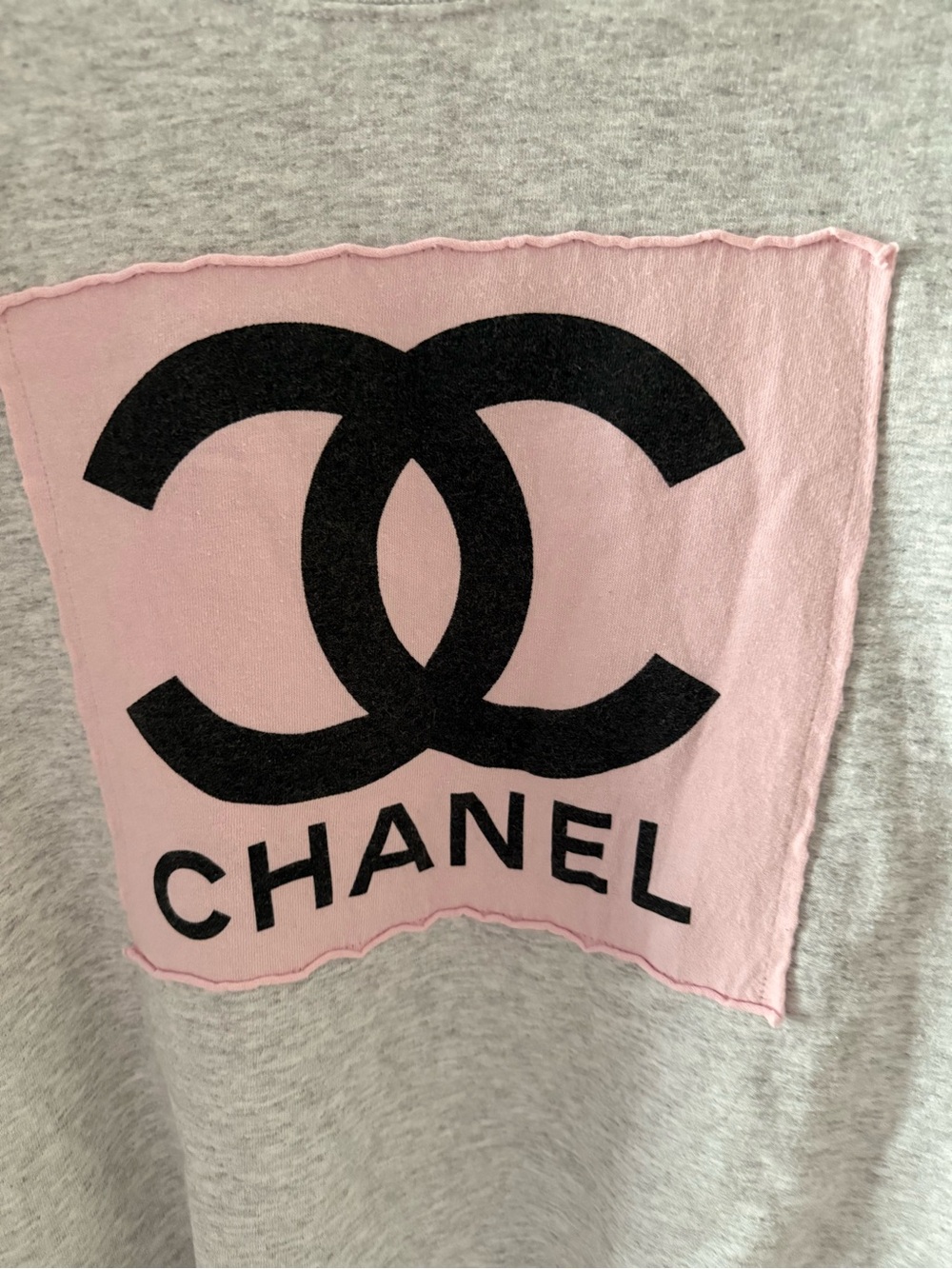 CHANEL Heather Gray Sweatshirt with Pink Logo Patch and Black CC - Picture 2 of 4